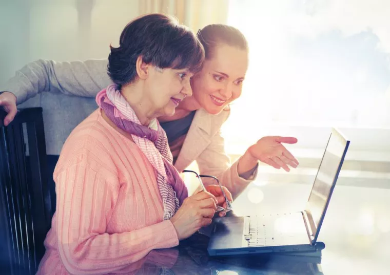 Formation d'initiation bureautique pour senior, Soissons, Doc Info Web